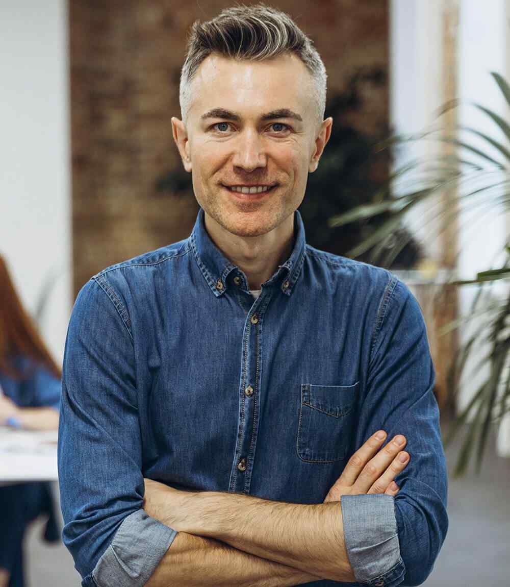 https://www.secalsrl.net/wp-content/uploads/2019/02/team_03.jpg